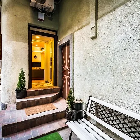 Bpr Corvin5 Appartamento Budapest